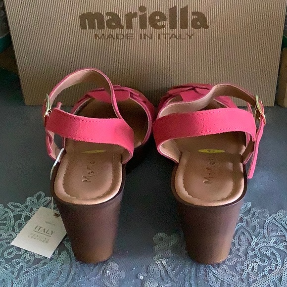 Box 25. BNIB MARIELLA CORAL SANDAL Flower Designed Size 9 - Picture 2 of 8